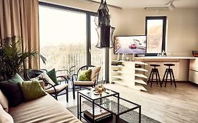 Forest Park By Zoom Apartments